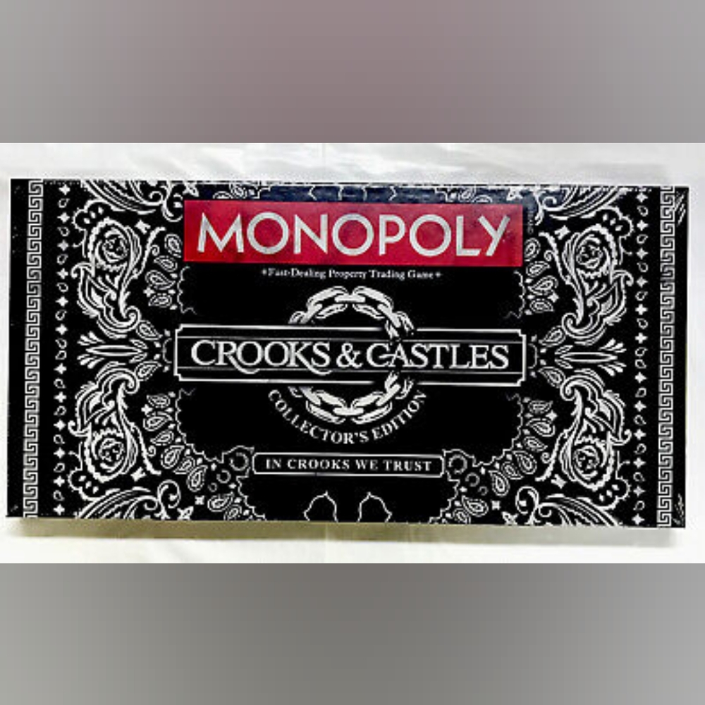 Monopoly Crooks and Castles Collector's Edition Board Game NIB Sealed